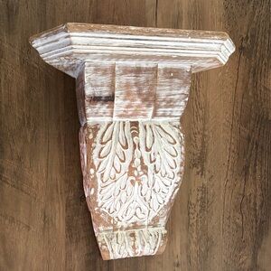 Mud Pie- Rustic Wall Shelf with Leaf Design NWOT